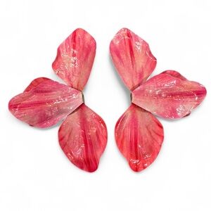 SHEIN Pink Floral Earrings